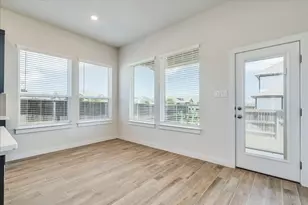 121 Camino Verde, San Marcos, TX 78666 - Photo 7