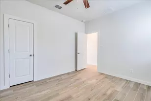 121 Camino Verde, San Marcos, TX 78666 - Photo 19