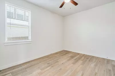 121 Camino Verde, San Marcos, TX 78666 - Photo 17