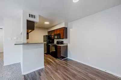 2809 W William Cannon Drive #E107, Austin, TX 78745 - Photo 5