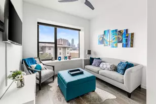 800 Embassy Dr, Austin, TX 78702 - Photo 9