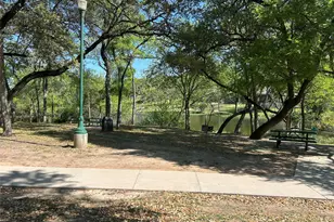 320 Ridgecrest Rd, Georgetown, TX 78628 - Photo 37