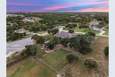 105 Stag Leap Court, Liberty Hill, TX 78642 - Photo 37