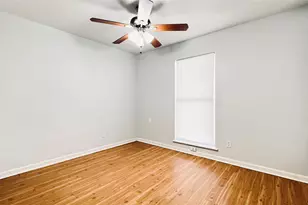 2301 Ohlen Rd, Austin, TX 78757 - Photo 7