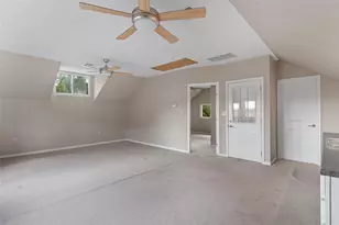 117 Lake View Dr, Spicewood, TX 78669 - Photo 29