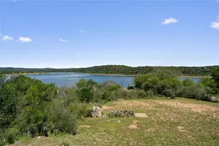 117 Lake View Dr, Spicewood, TX 78669 - Photo 7