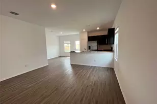 415 Halfmoon Dr, Lockhart, TX 78644 - Photo 3