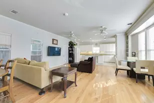 108 E 46th St, Austin, TX 78751 - Photo 5