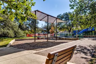 108 E 46th St, Austin, TX 78751 - Photo 25