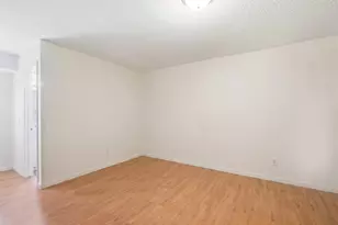 2000 Magazine St, Austin, TX 78727 - Photo 11