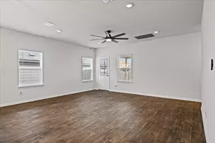 20221 Heinrich Ln, Manor, TX 78653 - Photo 13