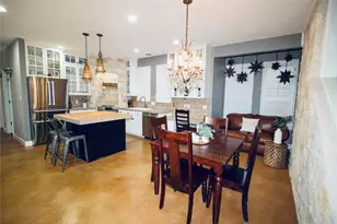 10921 Long Branch Dr, Austin, TX 78736 - Photo 9