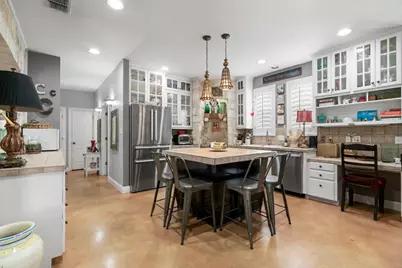 10921 Long Branch Drive, Austin, TX 78736 - Photo 5