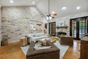 10921 Long Branch Dr, Austin, TX 78736 - Photo 11