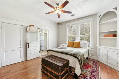 7007 Bennett Avenue, Austin, TX 78752 - Photo 13