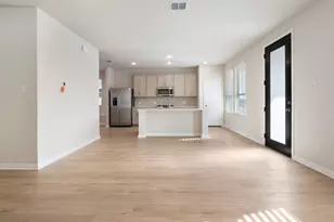 116 Barret Dr, Liberty Hill, TX 78642 - Photo 5