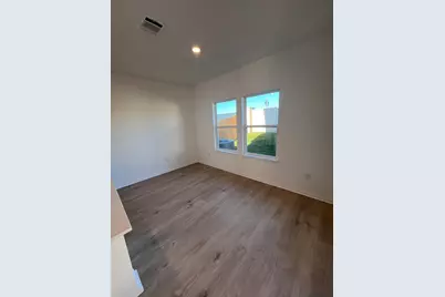 417 Lake Sweetwater Lane, Buda, TX 78610 - Photo 11