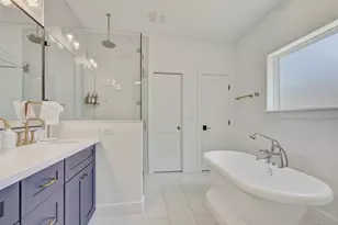 21214 Santa Rosa Ave, Lago Vista, TX 78645 - Photo 11