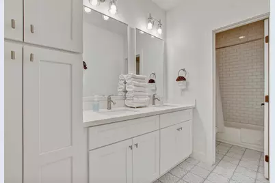 21214 Santa Rosa Avenue, Lago Vista, TX 78645 - Photo 17