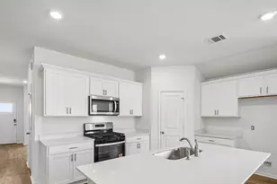 212 Gilmer Ln, Buda, TX 78610 - Photo 11