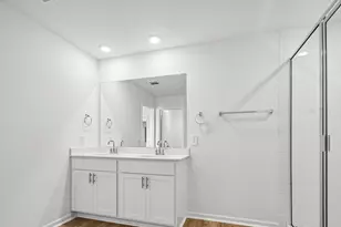 212 Gilmer Ln, Buda, TX 78610 - Photo 17