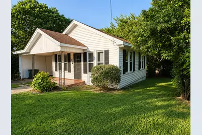 807 S Elm Street, Georgetown, TX 78626 - Photo 1