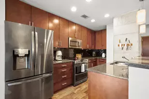 360 Nueces St, Austin, TX 78701 - Photo 7