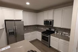 7506 Wolverine St, Austin, TX 78757 - Photo 5