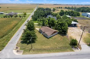 20 Co Rd 408, Taylor, TX 76574 - Photo 3