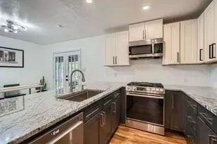 207 Rowland Dr, Austin, TX 78745 - Photo 5
