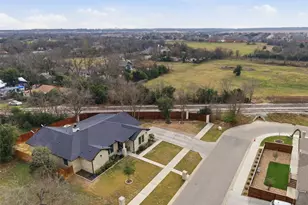 1905 S College St, Georgetown, TX 78626 - Photo 35