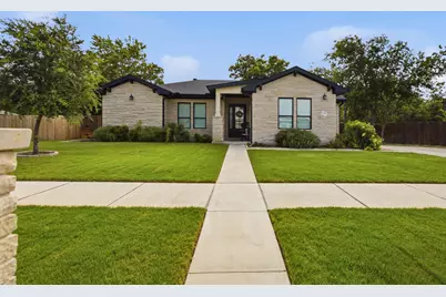 1905 S College Street, Georgetown, TX 78626 - Photo 1