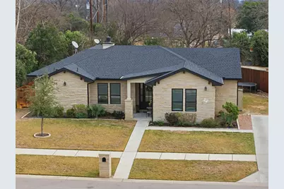 1905 S College Street, Georgetown, TX 78626 - Photo 3