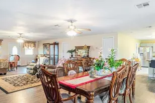 205 Montrose Dr, Liberty Hill, TX 78642 - Photo 11