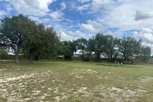 205 Montrose Dr, Liberty Hill, TX 78642 - Photo 9