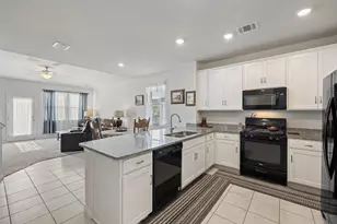 11701 Pecangate Way, Manor, TX 78653 - Photo 9