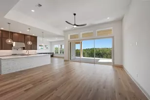 302 Silver Sage Ct, Dripping Springs, TX 78620 - Photo 13