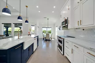 1611 Johnson St, Marble Falls, TX 78654 - Photo 11