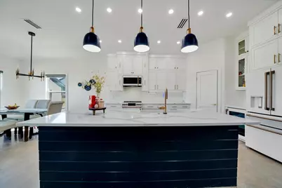 1611 Johnson Street, Marble Falls, TX 78654 - Photo 9