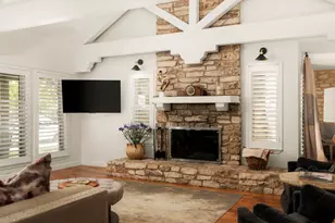 10810 Pinehurst Dr, Austin, TX 78747 - Photo 9