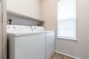 1209 Turtle Creek Blvd, Austin, TX 78745 - Photo 7