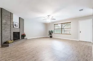 1209 Turtle Creek Blvd, Austin, TX 78745 - Photo 3
