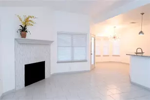 107 Tanglewood Ln, Hutto, TX 78634 - Photo 3