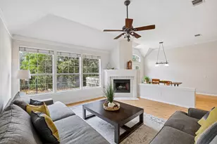 3915 Idalia Dr, Austin, TX 78749 - Photo 11