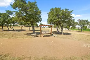 8112 Turning Leaf Cir, Lago Vista, TX 78645 - Photo 29