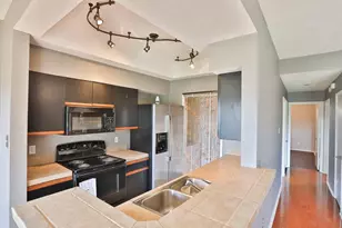 4711 Spicewood Springs Rd, Austin, TX 78759 - Photo 9