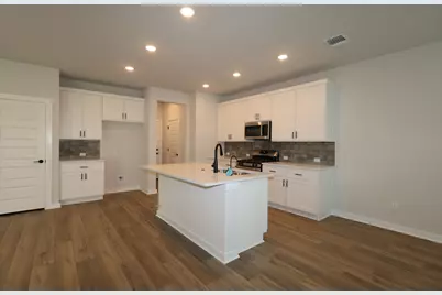 300 Marie Way, Georgetown, TX 78626 - Photo 5