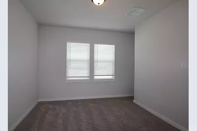 300 Marie Way, Georgetown, TX 78626 - Photo 9