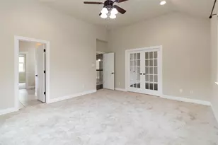 142 Kaanapali Ln, Bastrop, TX 78602 - Photo 17