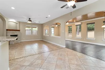 142 Kaanapali Lane, Bastrop, TX 78602 - Photo 11